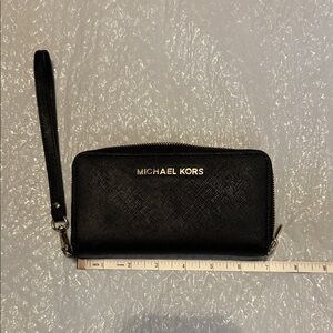 Michael Kors Black Textured Wristlet
